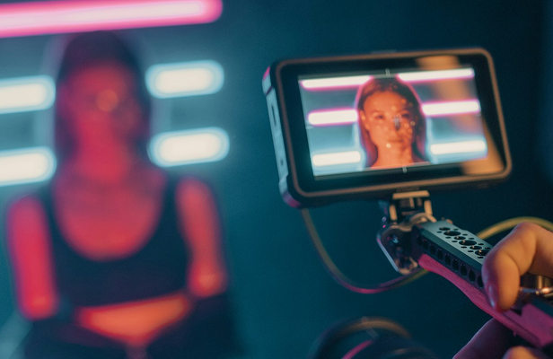 UNTITLED DATING EXPERIMENT